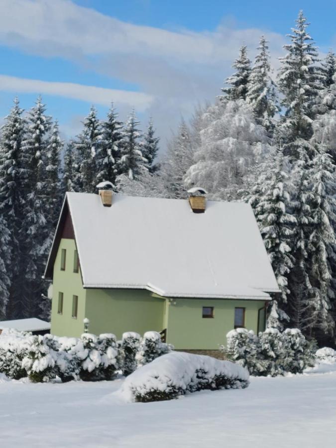 Chata Lipno ลิปโนนัดเวิลตาวู ภายนอก รูปภาพ